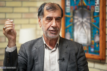 باهنر: برخی می‌خواهند تمام جنگ ۱۲روزه را گردن جاسوسان بیاندازند/آمریکا به خوبی معنی فتوا برای شیعیان را می‌داند/روایت مخالفت جلیلی با CFT تا جلسه آخر!