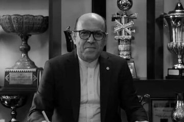 برای احمد که سعادتمند شد