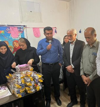 برگزاری برنامه شاد برای کودکان کار مسجدسلیمان در آستانه روز جهانی کودک