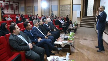 برگزاری همایش استانی «هوش سبز» در میبد