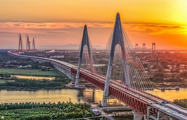 بلندترین پلهای جهان که از آسمانخراشها هم بلندترند!