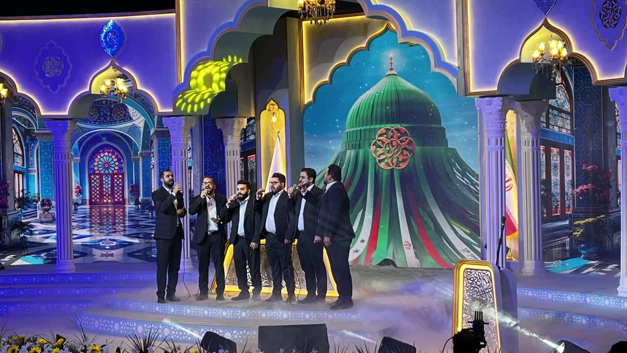 تأکید بر عمل به قرآن به عنوان هدف نهایی و پرهیز از نگاه تشریفاتی به آن