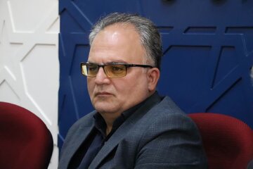 تأکید فرماندار سمنان بر ساماندهی و کاهش نرخ سرویس مدارس در سال تحصیلی جدید