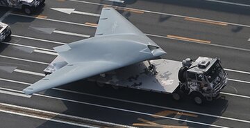 تاریخسازی چین / استقرار اولین جنگنده پنهانکار بدون سرنشین در جهان