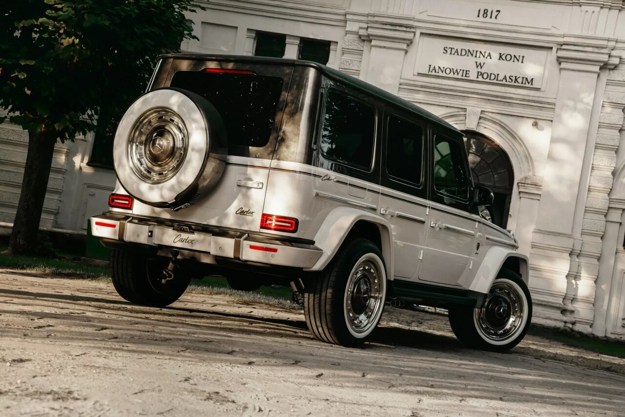 تزئین مرسدس بنز با پودر الماس و پوست کروکودیل / شاسیبلند ۱۷۰ میلیارد تومانی / عکس