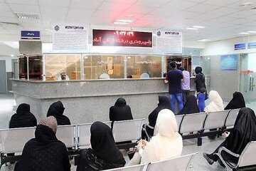 تعطیلی زنجیره‌ای درمانگاه‌های مشهد در سایه افزایش هزینه‌ها و تأخیر بیمه‌ها