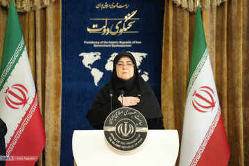 تغییر لحن سخنگوی دولت؛ از وعده‌ی «به‌زودی» تا بیان «مواضع کلی»/ صدای دولت پزشکیان «محافظه‌کار»  شده است؟