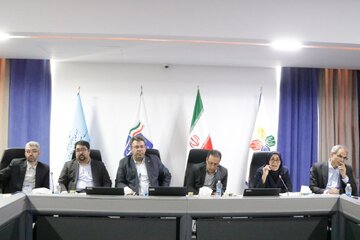 تمرکز بر گسترش همکاریهای ملی در حوزه اقتصاد دیجیتال، هوش مصنوعی و تجاریسازی فناوری