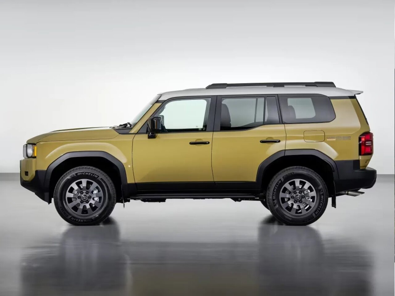 تویوتا پرادو در ایران؛ مشخصات و قیمت وارداتی ۲۰۲۵