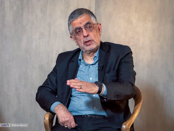 حمله به غلامحسین کرباسچی: از مسجد چه  وحشتی دارید که مثل دشمنان و منافقین از ساختن آن حرف می زنید؟