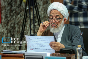 خبر مهم آقاتهرانی در مورد سرنوشت طرح صیانت؛ اسم و مشخصات آن را عوض کردیم!/ با لاریجانی در مورد توقف قانون حجاب در شورای عالی امنیت ملی صحبت خواهم کرد