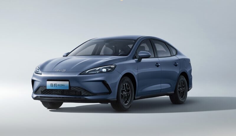 خودروی چینی با برد ۲۰۰۰ کیلومتر، ارزانتر از شاهین پلاس!