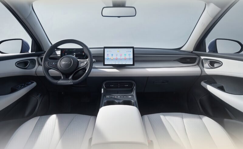 خودروی چینی با برد ۲۰۰۰ کیلومتر، ارزانتر از شاهین پلاس!