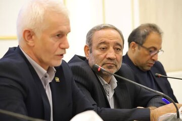 دستور وزیر ورزش و جوانان در بازسازی ورزشگاه علی دایی اردبیل