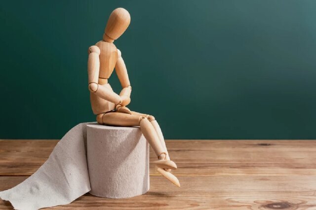 دلیل خواب‌ رفتن پاها در توالت چیست؟/ آیا خطرناک است؟/ بهترین حالت نشستن روی توالت