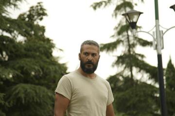 ستاره سینما و روایت تنیس بازی در ساحل!