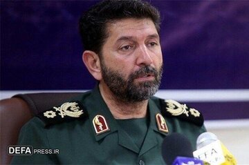 سردار حسنزاده: با هر گروه مسلحی که بخواهد ناامنی ایجاد کند مقابله سخت میکنیم/ مأموریت تیمهای سازمانیافته بسیج چیست؟