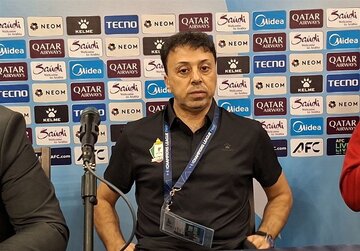 سرمربی الوحدات: بازیکنانم ترسیده بودند، استقلال مستحق پیروزی بود