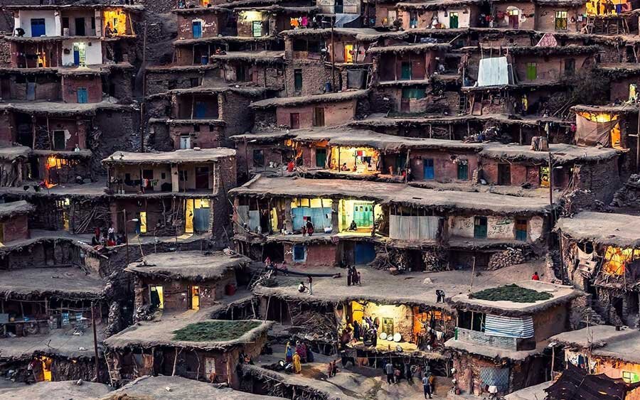 سفر به قلب صخره‌ها/ از کندوان تا پالنگان؛ کشف روستاهای سنگی ایران