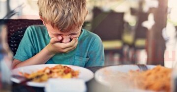 سوزش و قرمزی که اطراف دهان کودکان برای چیست؟