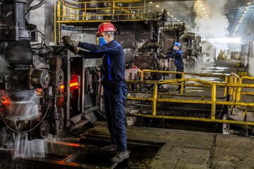 شکاف عمیق در عملکرد واقعی و اهداف برنامه/ مسیر رشد اقتصادی مسدود شد؟