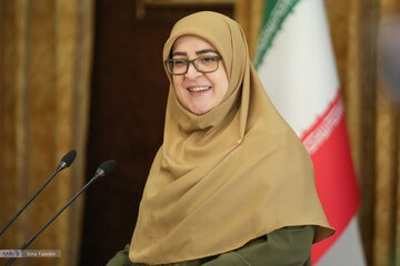 طعنه سخنگوی دولت به نمایندگان مجلس درباره استیضاح ۴ وزیر/ امیدواریم در کار خود سیاسی کاری را دخیل نکنیم!