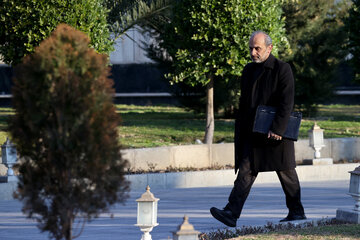 علت عدم برگزاری مناظره میان جلیلی و روحانی در صدا و سیما/ جبلی: نمی‌خواهیم اقدامی انجام دهیم که منجر به التهاب در جامعه شود