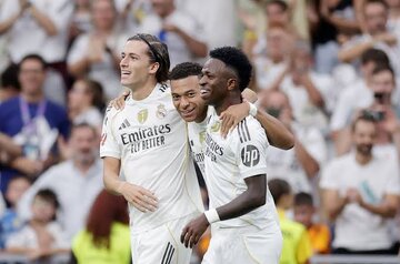 عکس| BMW زیبا پیشکش به ستارههای رئالمادرید