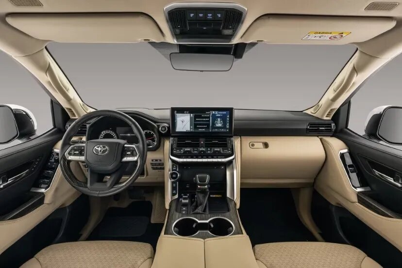 قیمت لندکروزر وارداتی در ایران چقدر خواهد بود؟