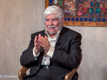 محمد هاشمی: منظور آمریکا از تغییر رفتار ایران، سازش با اسرائیل است/ ناچار هستیم سیاست «نه جنگ، نه صلح» را دنبال کنیم/ نمی توان به ترامپ اعتماد کرد