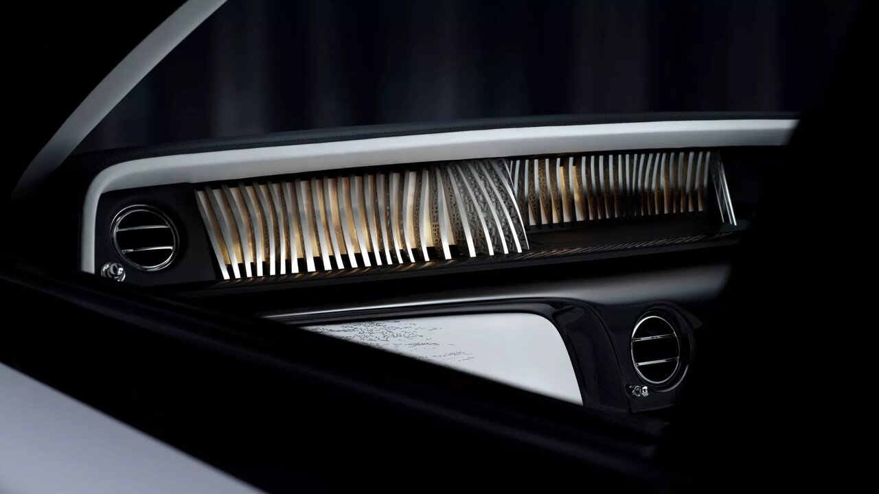 موزه هنری متحرک / این نسخه ویژه ۱۰۰ سالگی فانتوم است