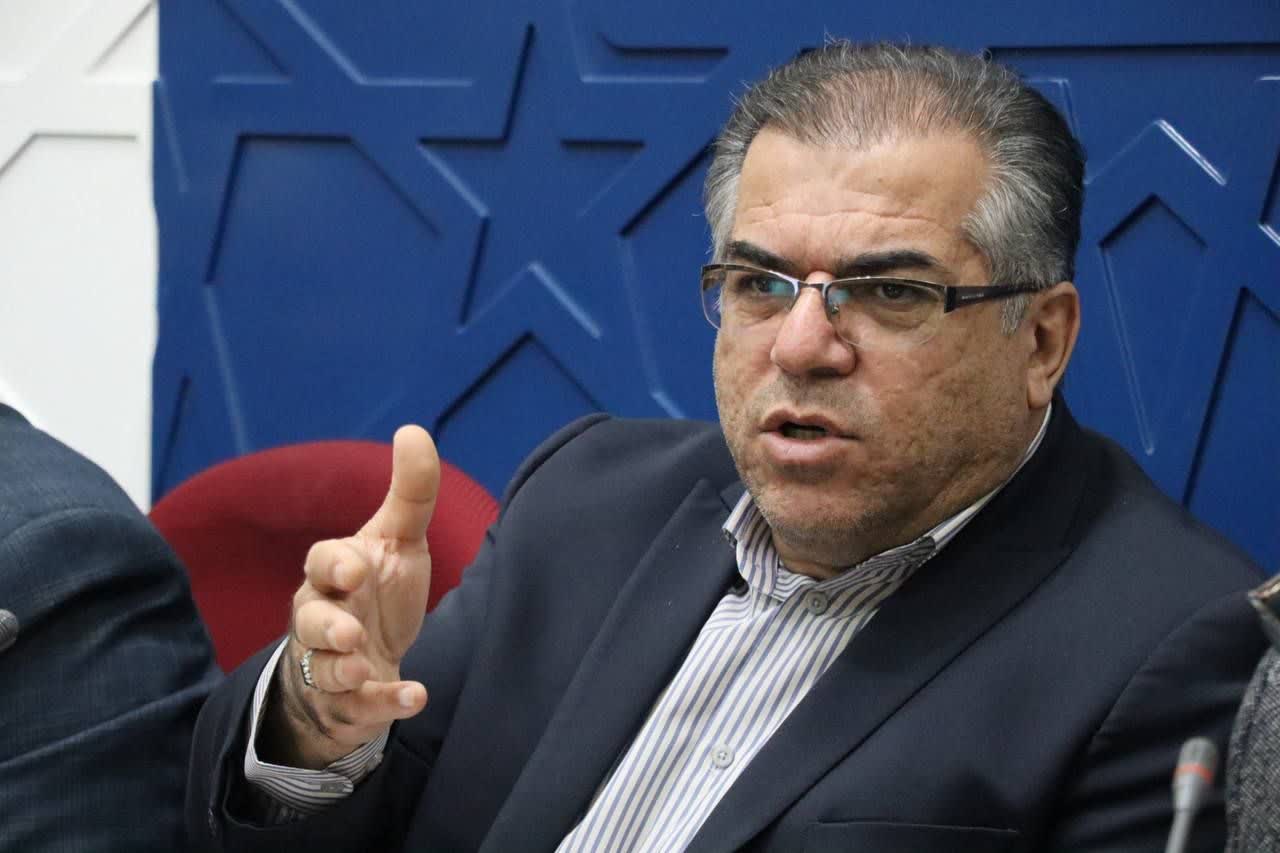 نشست هم‌اندیشی توسعه سیاسی و اجتماعی در سمنان؛ تأکید بر نقش احزاب، نخبگان و گفت‌وگو در مسیر وحدت و نشاط سیاسی