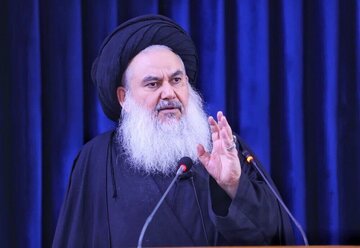 هشدار امام جمعه بغداد: دخالت آمریکا در تصمیمهای کشورمان را نمیپذیریم/ اجازه نمیدهیم ایران در امور داخلی ما دخالت کند