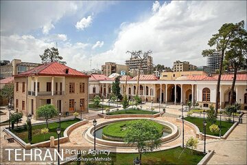 هفته تهران در لالهزار