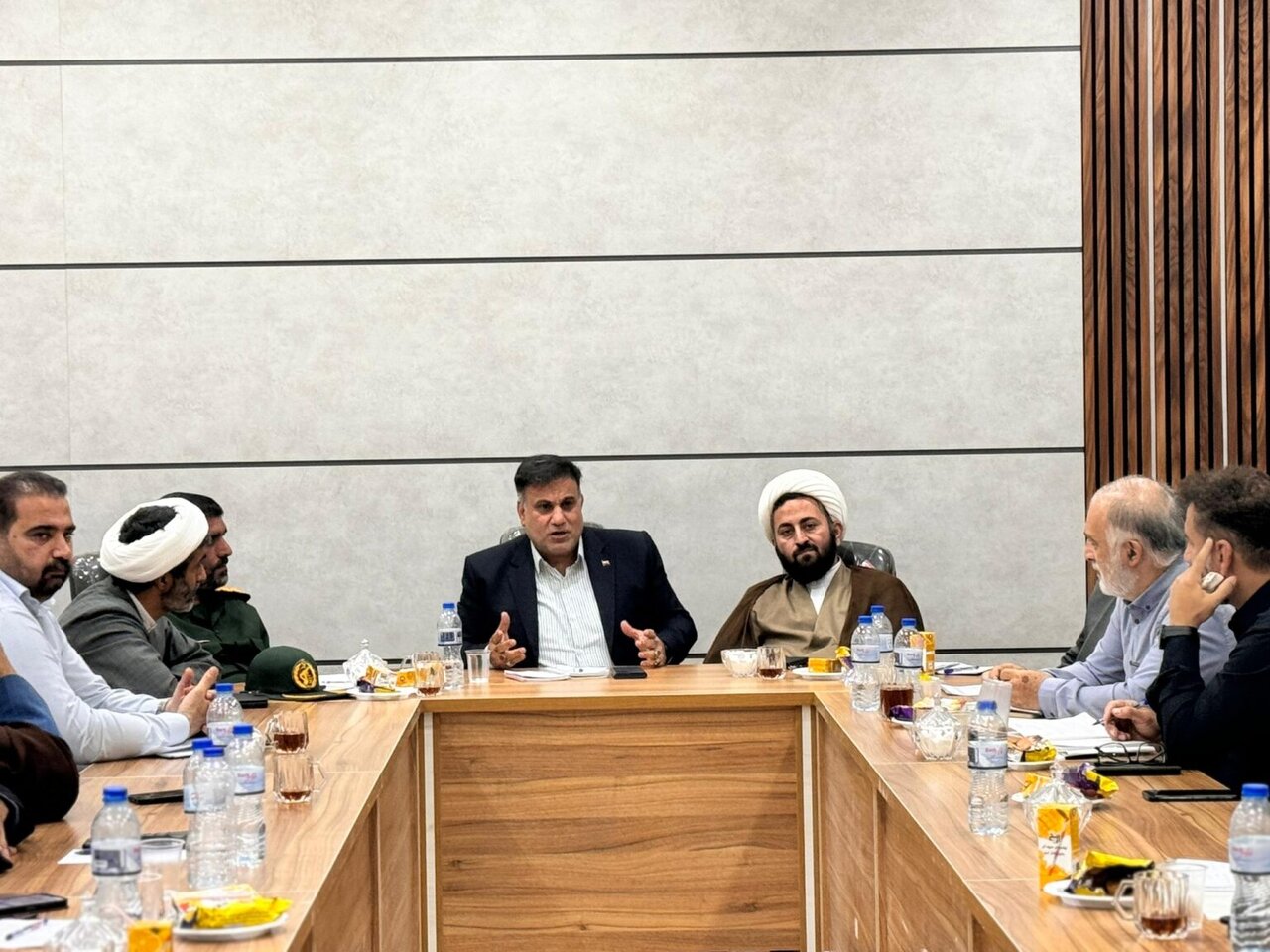 هماهنگی برای برگزاری یادواره شهدای ۳۰ مهر مسجدسلیمان