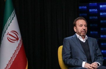 واکنش رسانه رسمی حسن روحانی به اظهارات علی شمخانی در مورد هواپیمای اوکراینی/ وقتی روحانی مطمئن شد، گفت باید تا شب اعلام شود