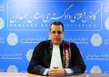 وکیل بیکار برای جامعه خطرناکتر از فارغالتحصیل بیکار است