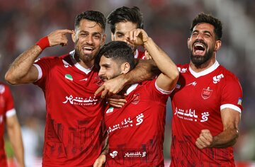 پرسپولیس در آبان‌ماه به تراکتور نمی‌بازد
