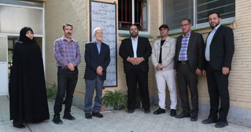 پیران تنها ،پدران جاودانه؛ روایت خانه ای که با عشق می چرخد