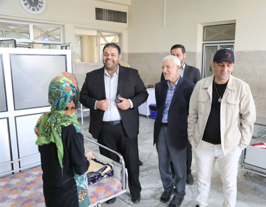 پیران تنها ،پدران جاودانه؛ روایت خانه ای که با عشق می چرخد