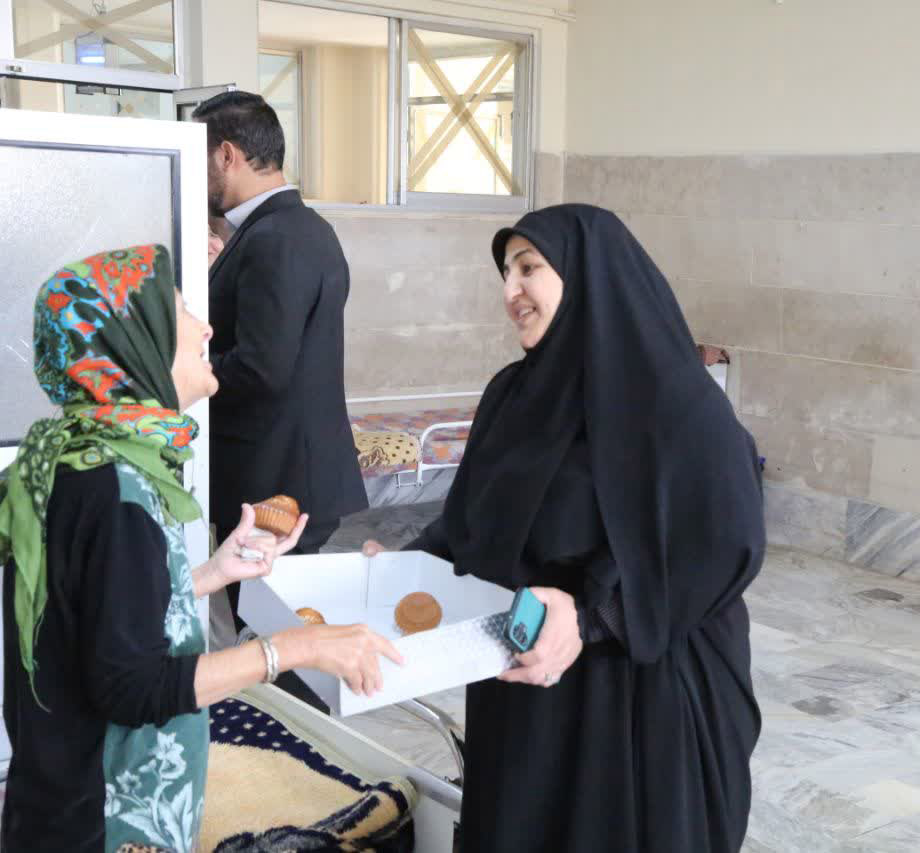 پیران تنها ،پدران جاودانه؛ روایت خانه ای که با عشق می چرخد