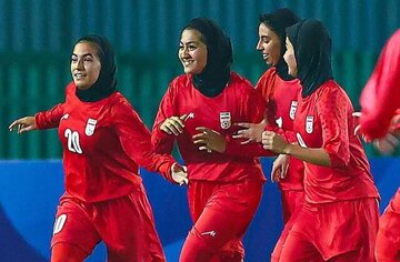 پیروزی دختران فوتبال ایران مقابل عربستان