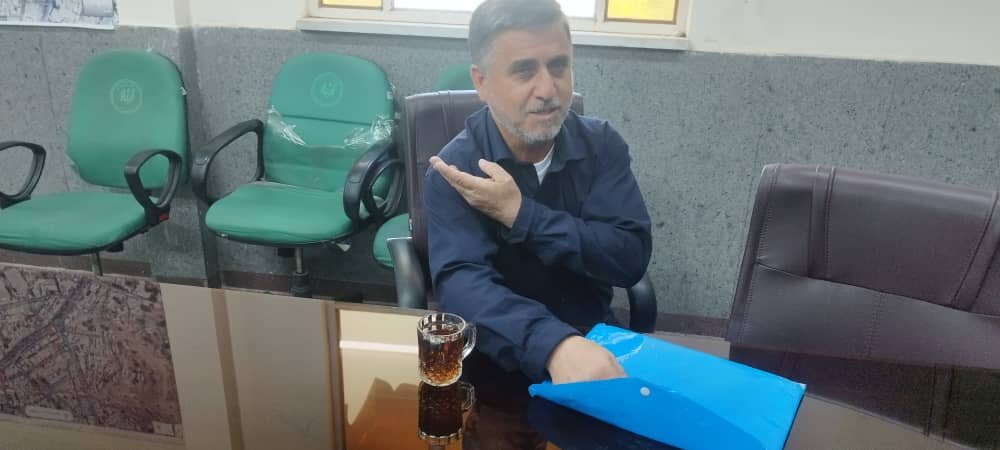 پیگیری حقوقی مسائل خانواده‌های شهدا و ایثارگران در مسجدسلیمان