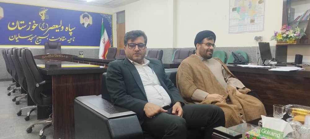 پیگیری حقوقی مسائل خانواده‌های شهدا و ایثارگران در مسجدسلیمان