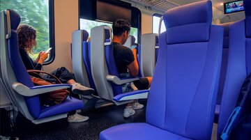 چرا قطار کمربند ایمنی ندارد؟