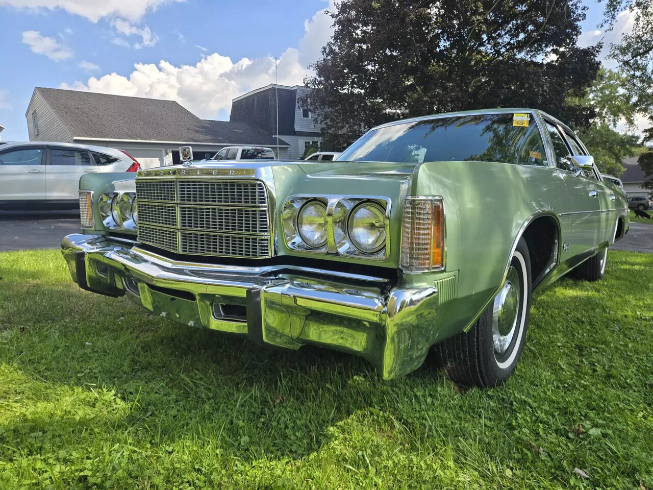 کرایسلر عتیقه، گنجی که نیم قرن دست نخورده باقی مانده است/ عکس