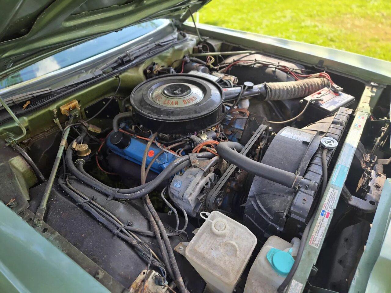 کرایسلر عتیقه، گنجی که نیم قرن دست نخورده باقی مانده است/ عکس