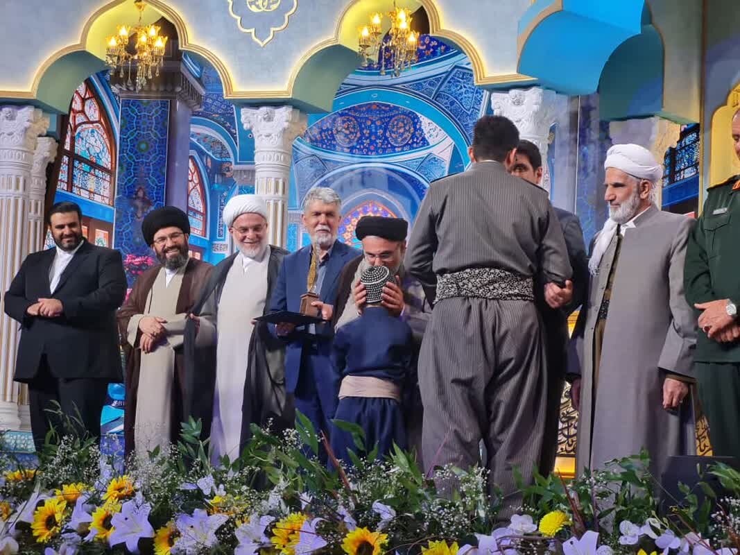 کردستان، سرزمین فرهنگ، هنر و هویت دینی ایران / تأکید بر گسترش سبک زندگی قرآنی در جامعه