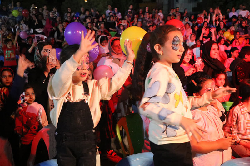 کودکان سمنان، هنرمندان کوچکِ رویای شهر زیبای فردا/ جشنواره کودک در هفته جهانی کودک؛ جشنی سرشار از شادی، خلاقیت و امید