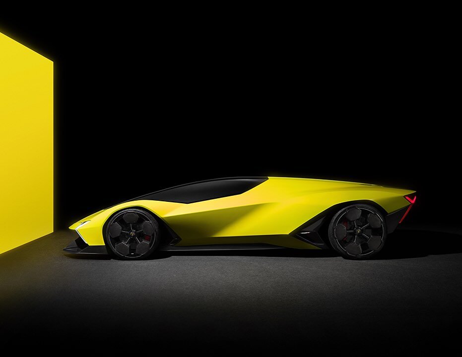 کوسهای از آینده / این خودرو آینده لامبورگینی است